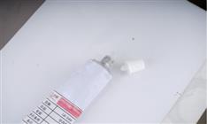 ?電腦散熱不好不一定是灰塵引起的，不要忽略了“散熱硅膠”
